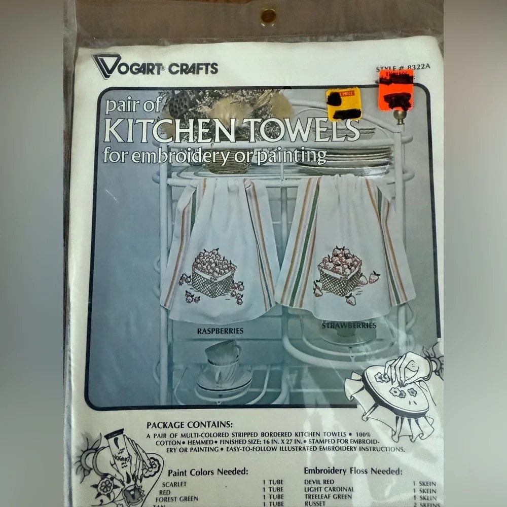 Vogarts Crafts Set of White Kitchen Towels Decorative Embroidery Kit New